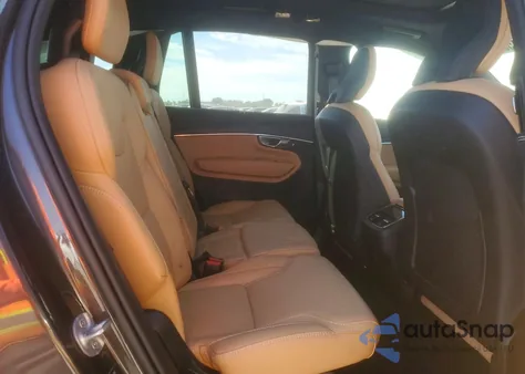 2024 Volvo Xc90 Ultimate z USA, uszkodzony, nr VIN YV4062PFXR1168866